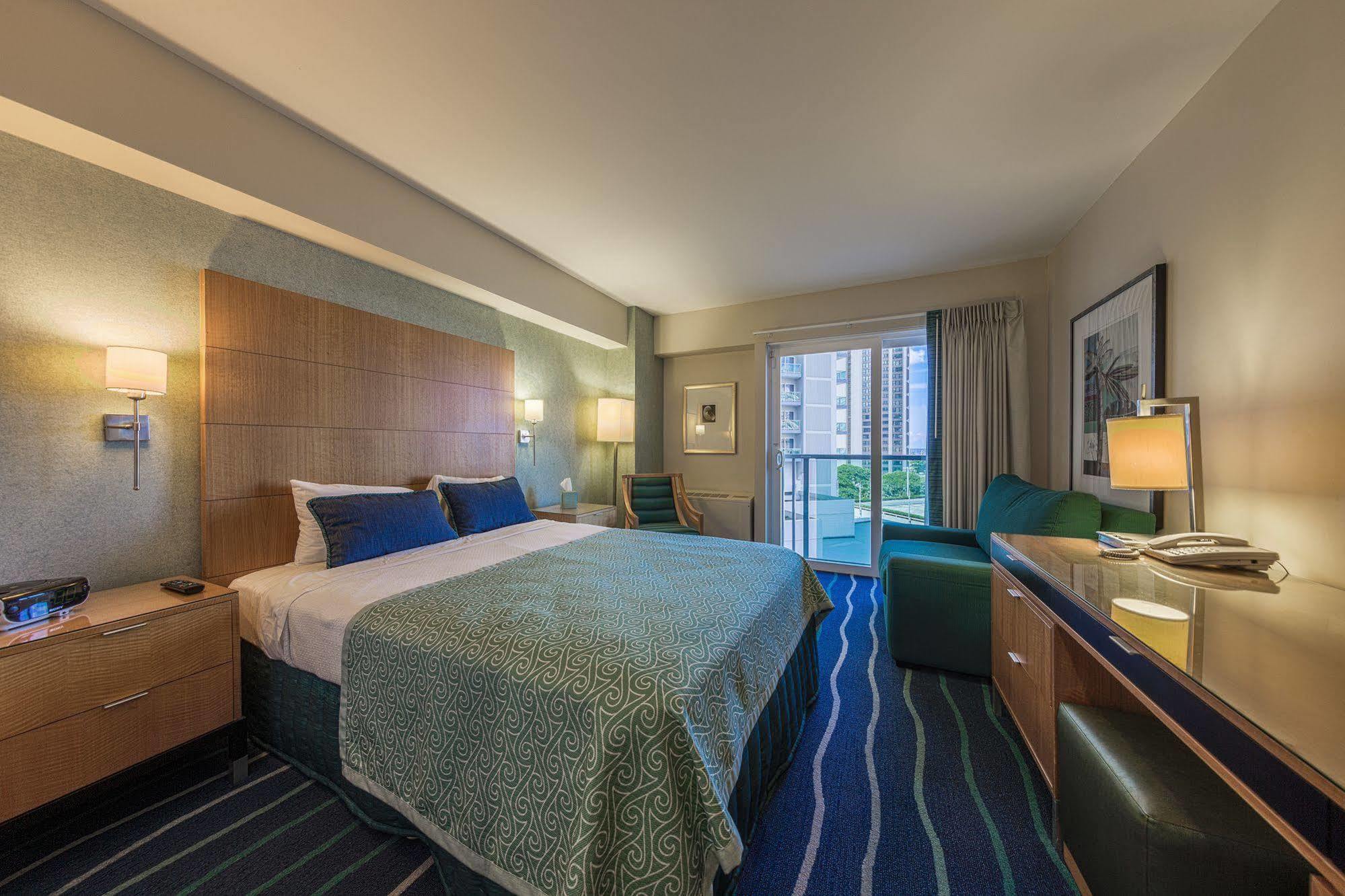 Ala Moana Hotelcondo By Luana Vacation Rental Гонолулу Екстер'єр фото
